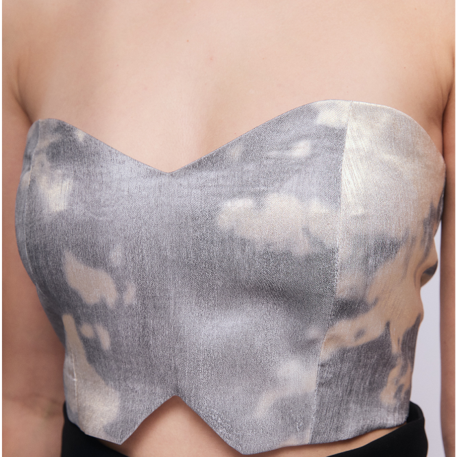 Amira Crop Moniique Brand